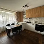 ниа * Velingrad